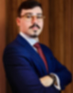 Dr. Matheus Carrozzino