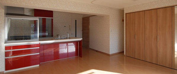 段差のない居間