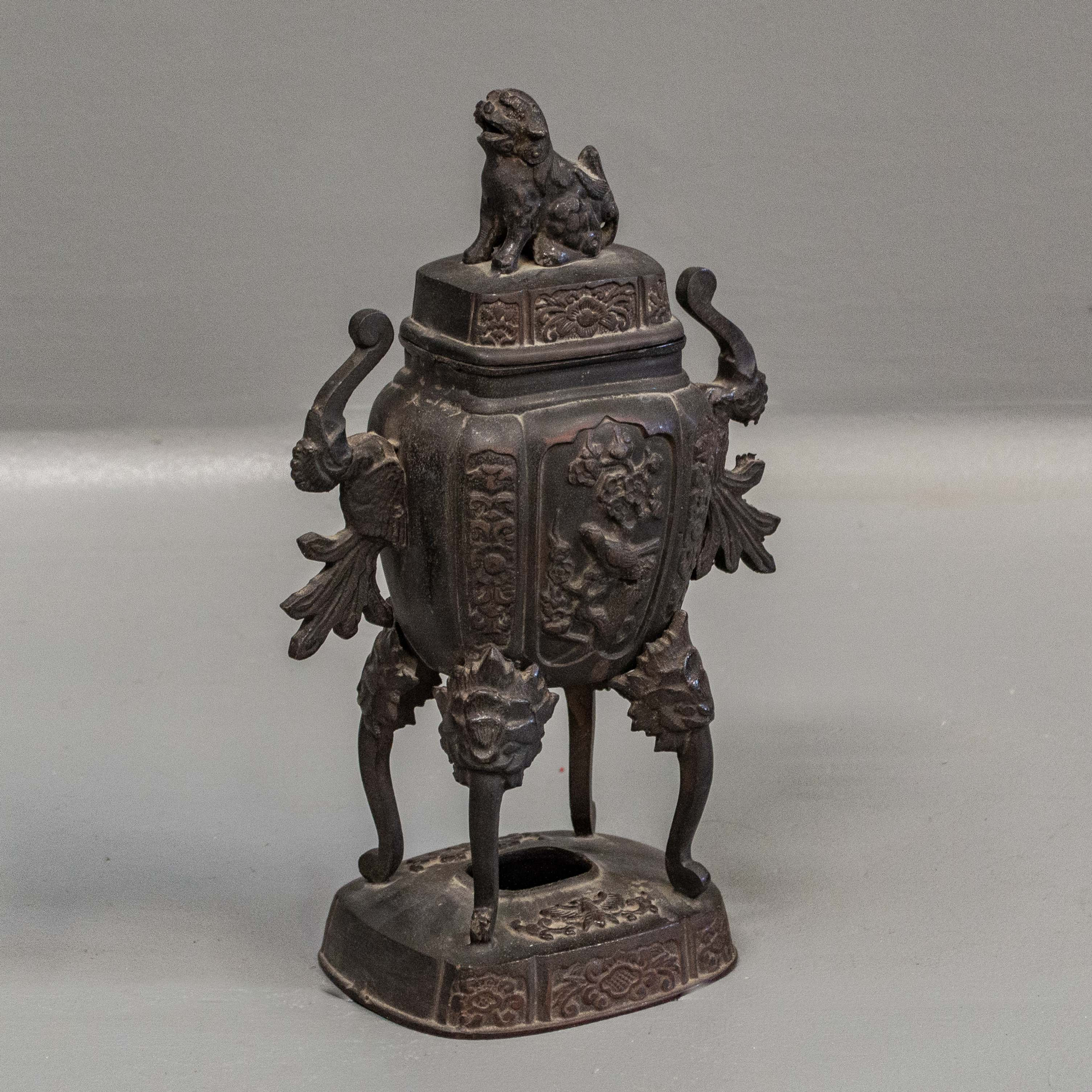 Vintage Japanese Bronze Foo Dog Censor