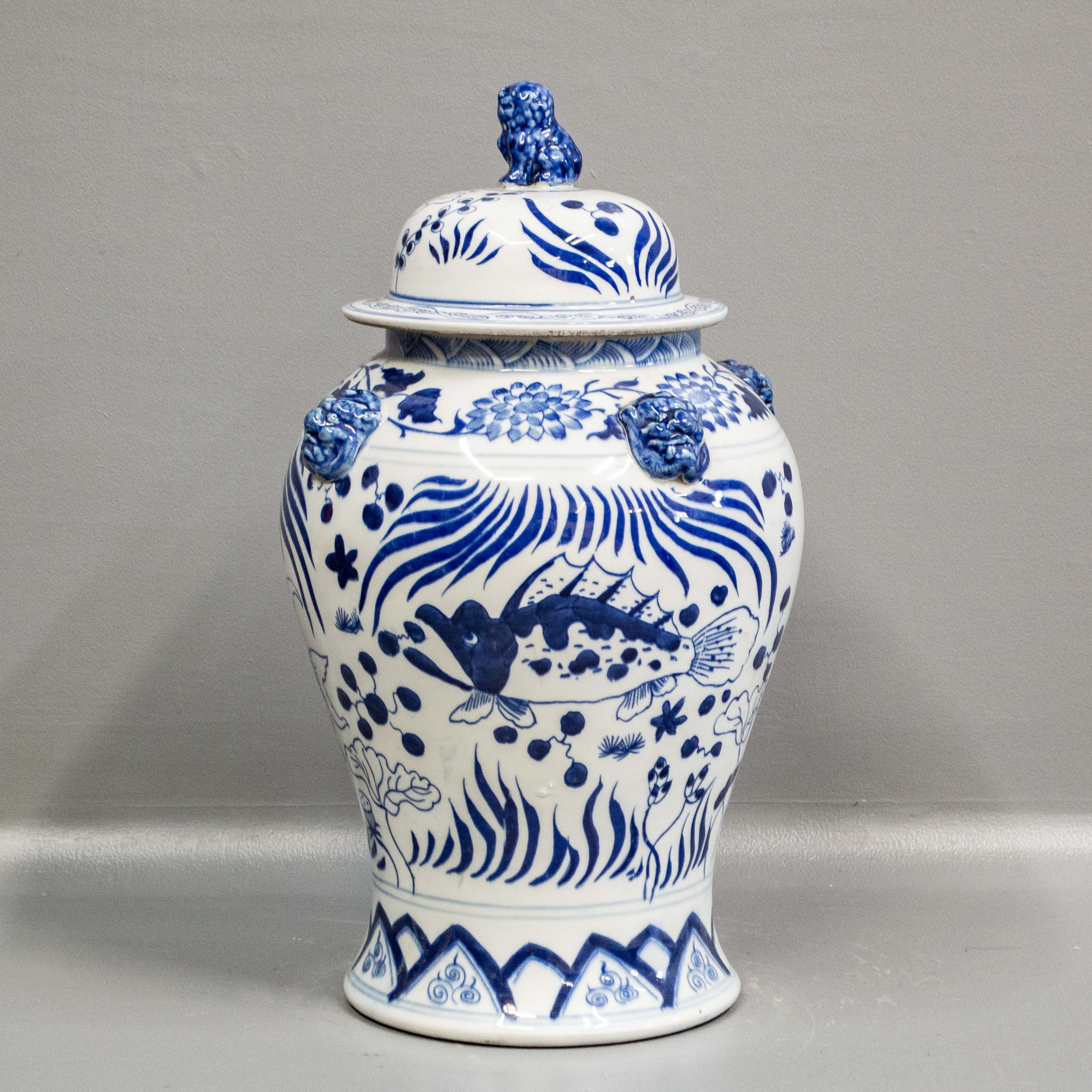 Large Chinese Blue & White Porcelain Fish Lidded Jar