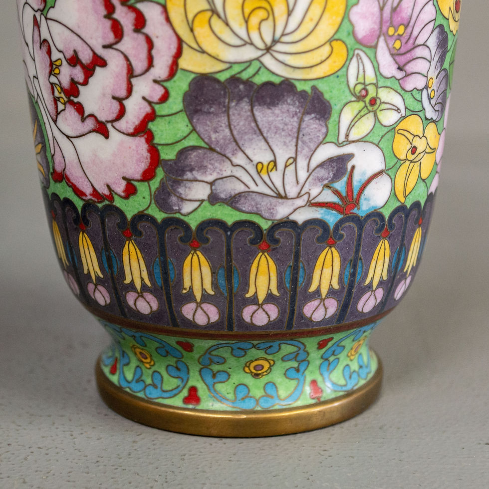 Thumbnail: Vintage Floral Motif Cloisonné Vase