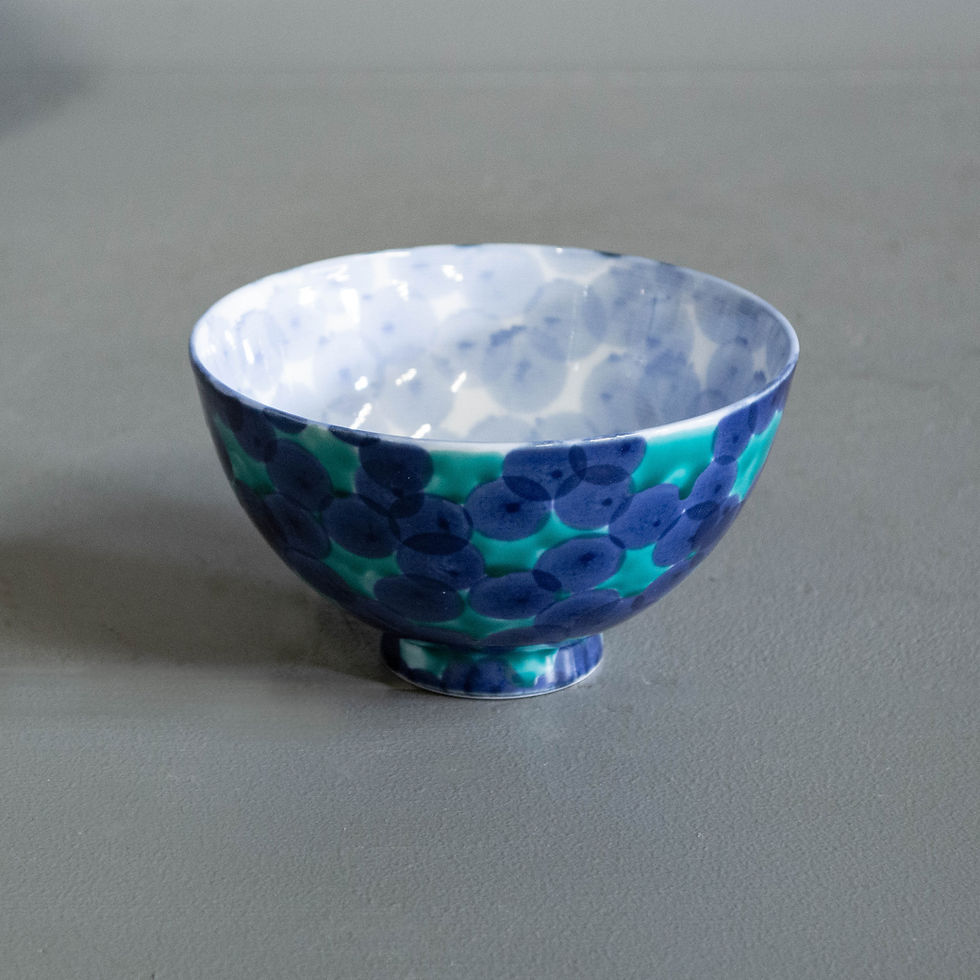 Thumbnail: 3 Japanese Blue & White Porcelain Bowls