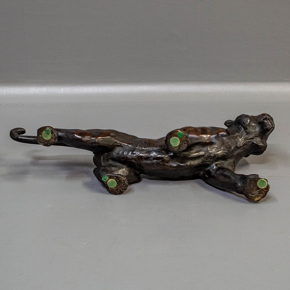 Thumbnail: Large Japanese Bronze Tiger