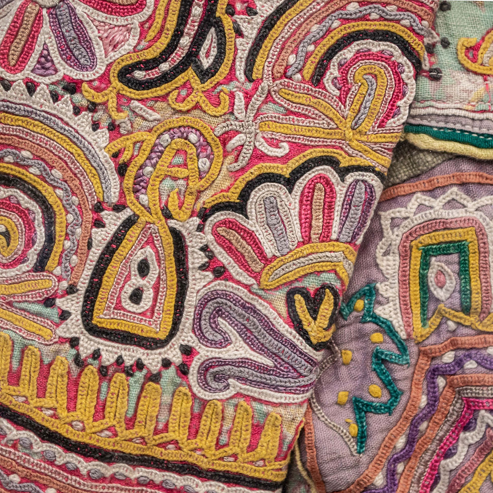 Thumbnail: Antique Indian Embroidered Choli / Blouse