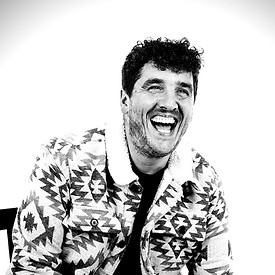 Tom Swift Headshot_edited.jpg