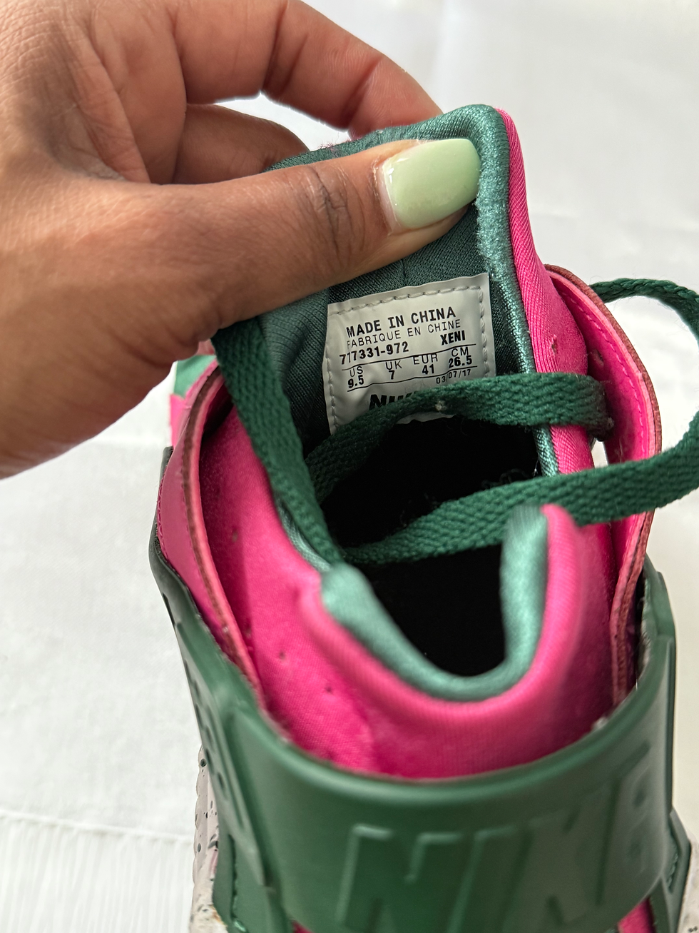 Thumbnail: Pink and Green Air Huarache US 9.5 
