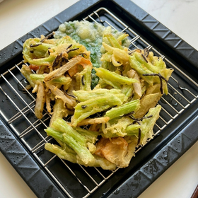 サクッと香ばしい!若ごぼうの天ぷら