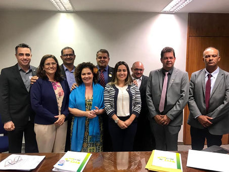 André Maia participa de comitiva de prefeitos em Brasília em busca de recursos para Senador Guiomard