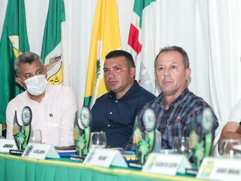 Prefeito Naudo Ribeiro participa da I Assembleia Geral da AMAC no Juruá