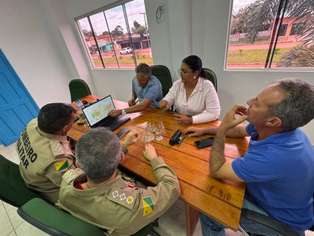 Prefeitura e Bombeiros alinham cooperação para reforçar segurança no município