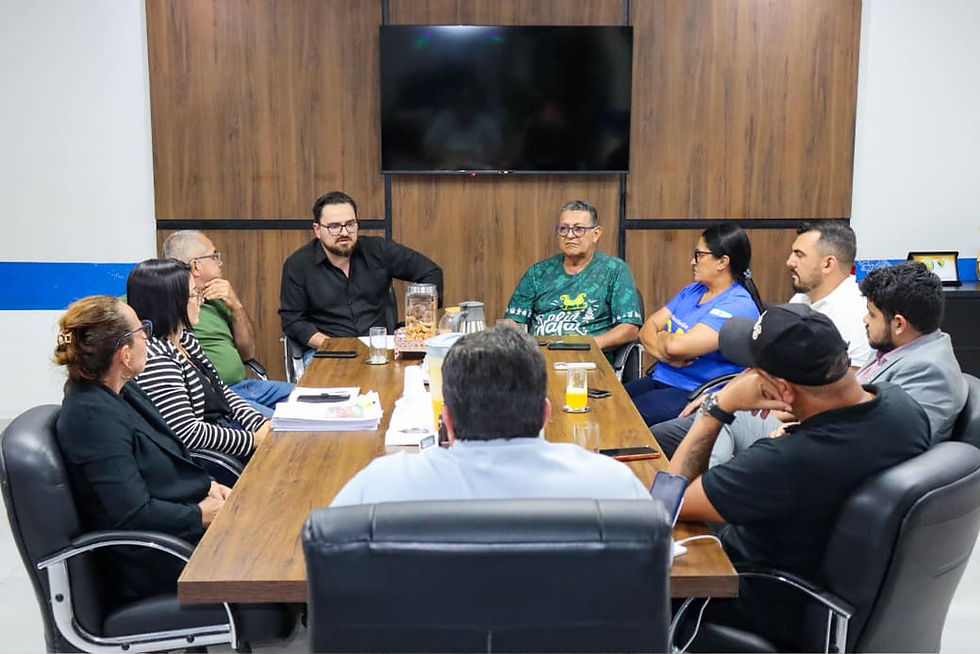 Carlinhos do Pelado recebe comissão do MPAC, doação da Receita Federal e reforça parceria com Epitaciolândia