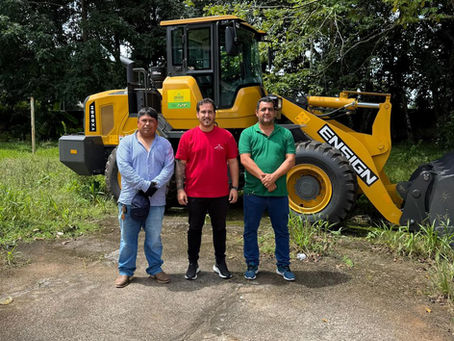 Manoel Urbano recebe novo maquinário fruto de emenda parlamentar