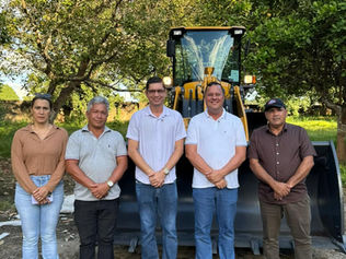 Porto Acre recebe nova pá carregadeira para reforçar serviços de infraestrutura