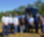 Parceria: Governo do Estado cede trator agrícola a produtores rurais do município de Acrelândia