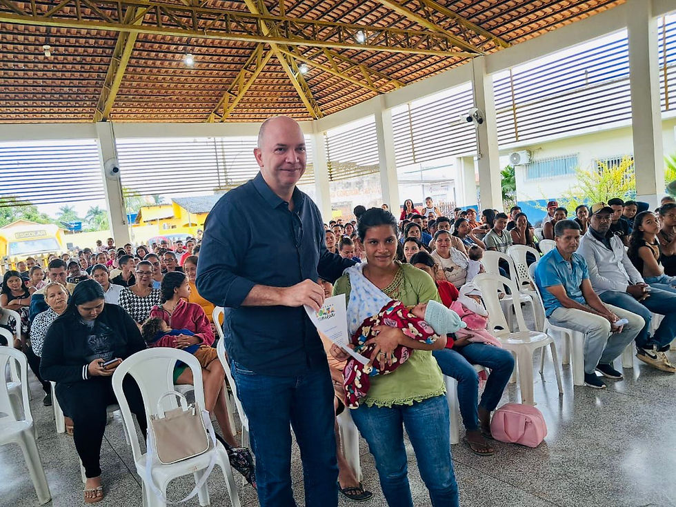 Prefeito Gerlen Diniz participa de evento com novos beneficiários do Bolsa Família, em Sena Madureira