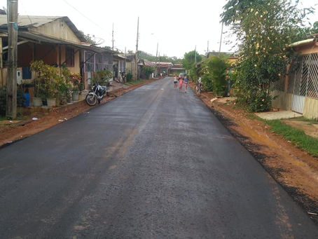 Prefeitura asfalta Rua Dom Giocondo, bairro Centro, trecho histórico