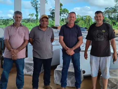 Acrelândia recebe reforço para o setor leiteiro com entrega de tanques resfriadores