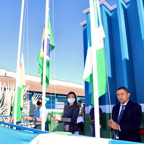 No aniversário de 29 anos de Porto Walter, prefeito entrega obras e barcos