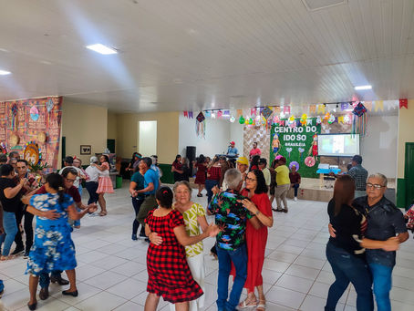 Forró da Melhor Idade anima o Centro do Idoso em Brasiléia