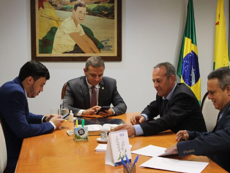 Reunião com Senador Márcio Bittar em busca de investimentos para Acrelândia