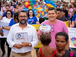 Feijó se Une em Caminhada pela Conscientização e Inclusão do Autismo