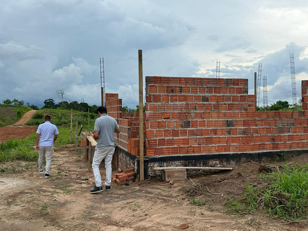Prefeito Jerry Correia acompanha início de nova etapa de construção de casas populares no município