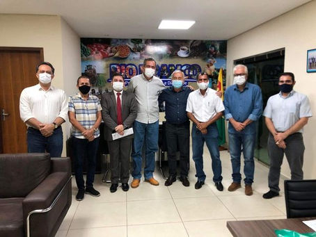 Prefeito dialoga parceria para levar o lixo coletado em Porto Acre para a UTRE da capital