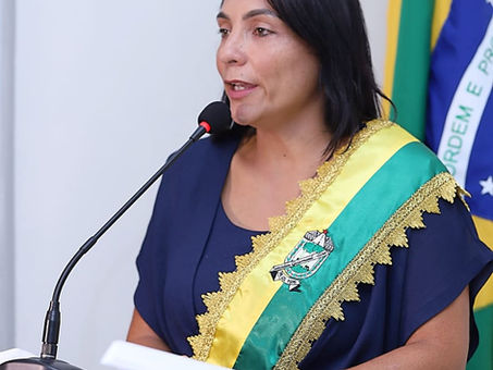Rosana Gomes assume a Prefeitura de Senador Guiomard: “Vamos governar pelas pessoas da nossa cidade!