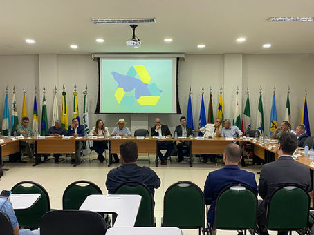 Prefeito de Jordão participa de reunião com representantes do Ministério da Integração e discute destinação de resíduos sólidos