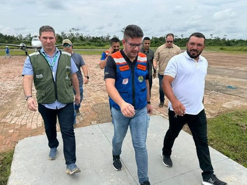 Prefeito Naudo Ribeiro apresenta situação de Jordão ao Governador Gladson Cameli e pede ajuda na reconstrução da cidade e ajuda humanitária