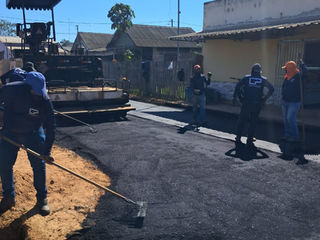 Prefeitura inicia pavimentação asfáltica na rua Gaivota, em Sena Madureira