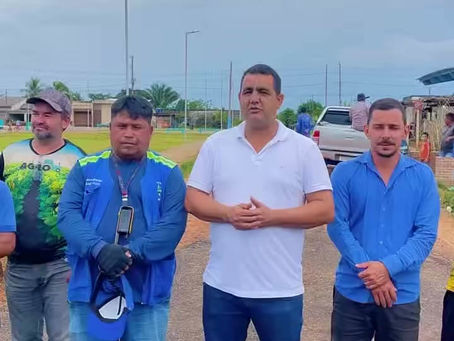 Vice-prefeito Alberto Ferreira acompanha operação tapa-buraco no bairro São Francisco