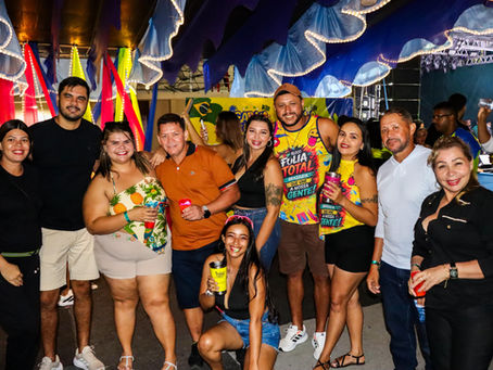 Shows, alegria e muita folia marcam a abertura do Carnavale em comemoração aos 116 anos de Brasiléia