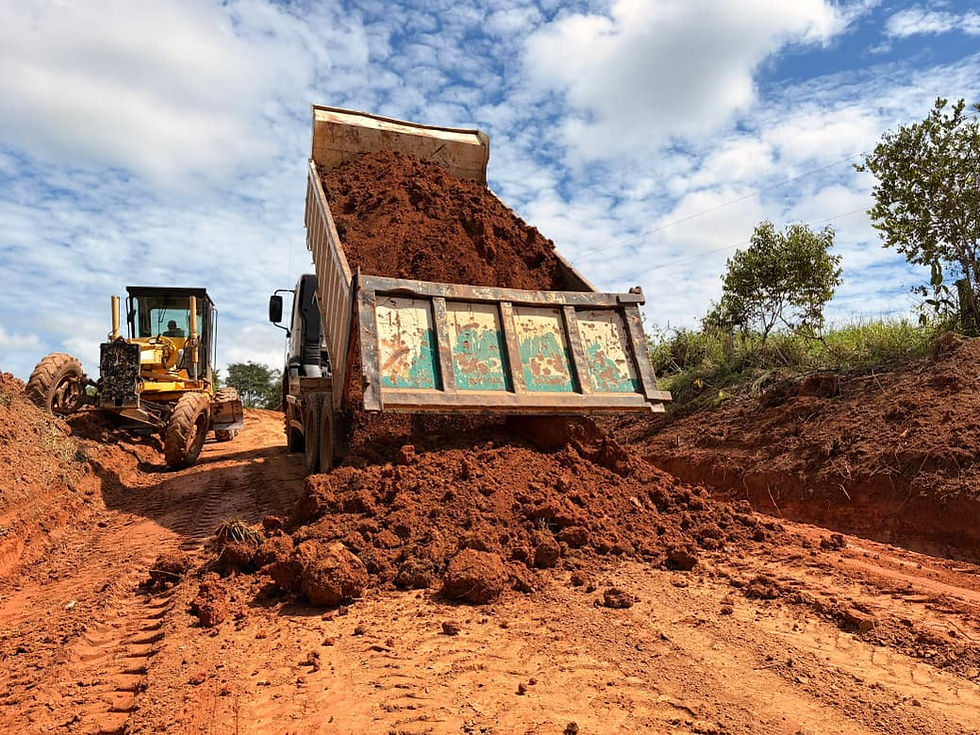 A Prefeitura de Brasiléia mobiliza várias frentes de trabalhos de recuperação, manutenção e piçarramento de ramais