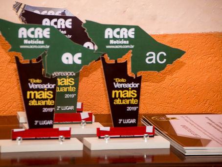 Parlamentares do Município de Tarauacá são congratulados em Sessão Especial