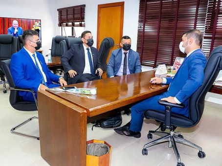 Na Assembleia Legislativa, prefeito Jerry Correia busca apoio de deputados estaduais