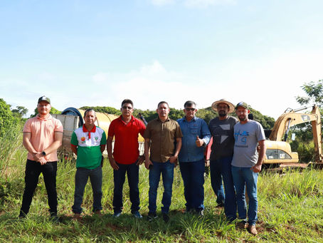 Prefeito Jerry Correia acompanha entrega de secador de café em Assis Brasil