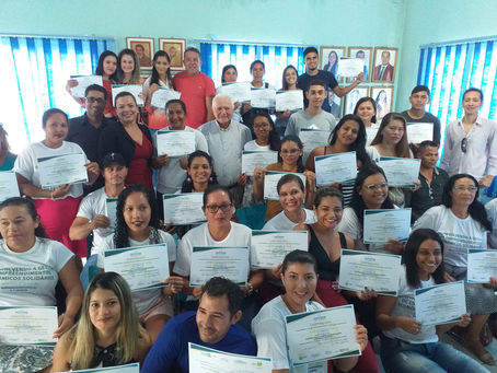 Prefeitura de Rodrigues Alves realiza encerramento da fera do empreendedor e entrega certificados