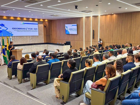 Presidente da Câmara de Capixaba acompanha lançamento do sistema GEOBRAS no Tribunal de Contas
