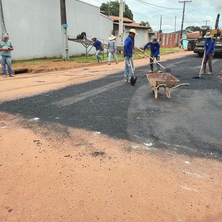 Mais ruas sendo recuperadas em Acrelândia!