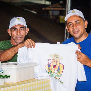 Feira gastronômica e show ao vivo agitam abertura do 7º festival do milho
