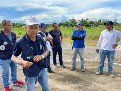Prefeito e Deracre, vistoriam obra do aeródromo de Jordão