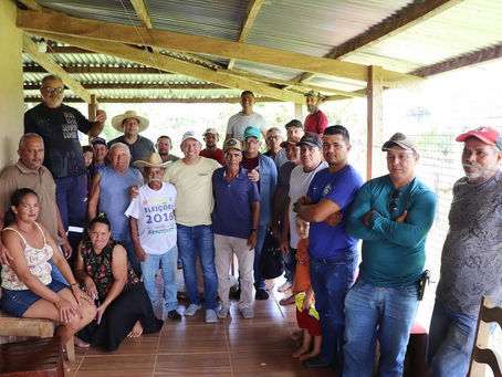 Na comunidade: Prefeito e vice visitam grupo de produtores rurais do São Pedro