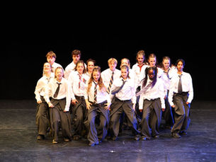 Die Bozo Dance Crew vom Studio Pro Arte reist zum World Dance Contest nach Slowenien
