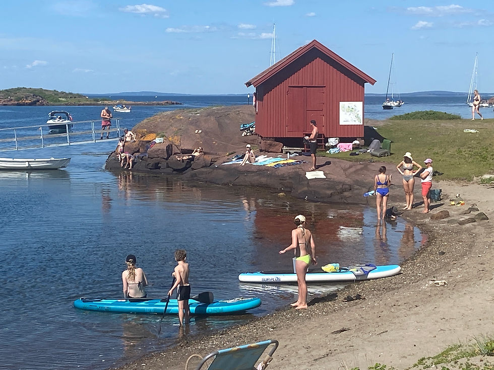 Badeliv på Mellom Bolæren i Jensesund.