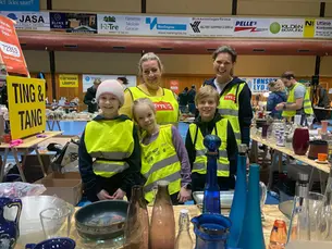 Loppefest i Slagenhallen