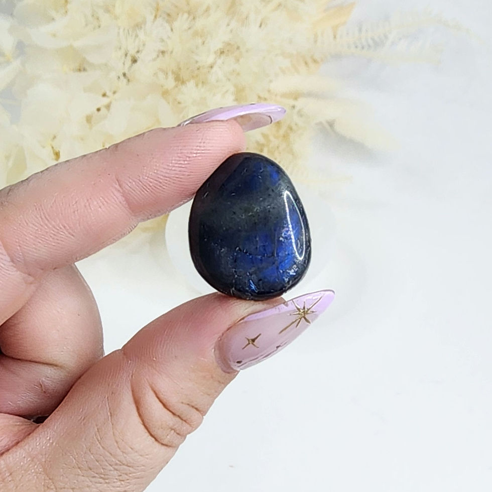 Thumbnail: Labradorite •  Tumble 