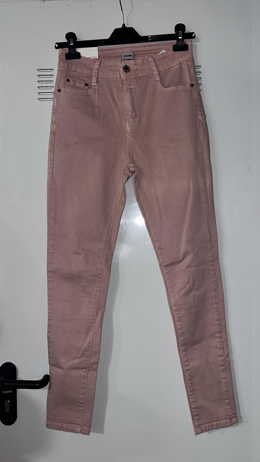 Maria Hose