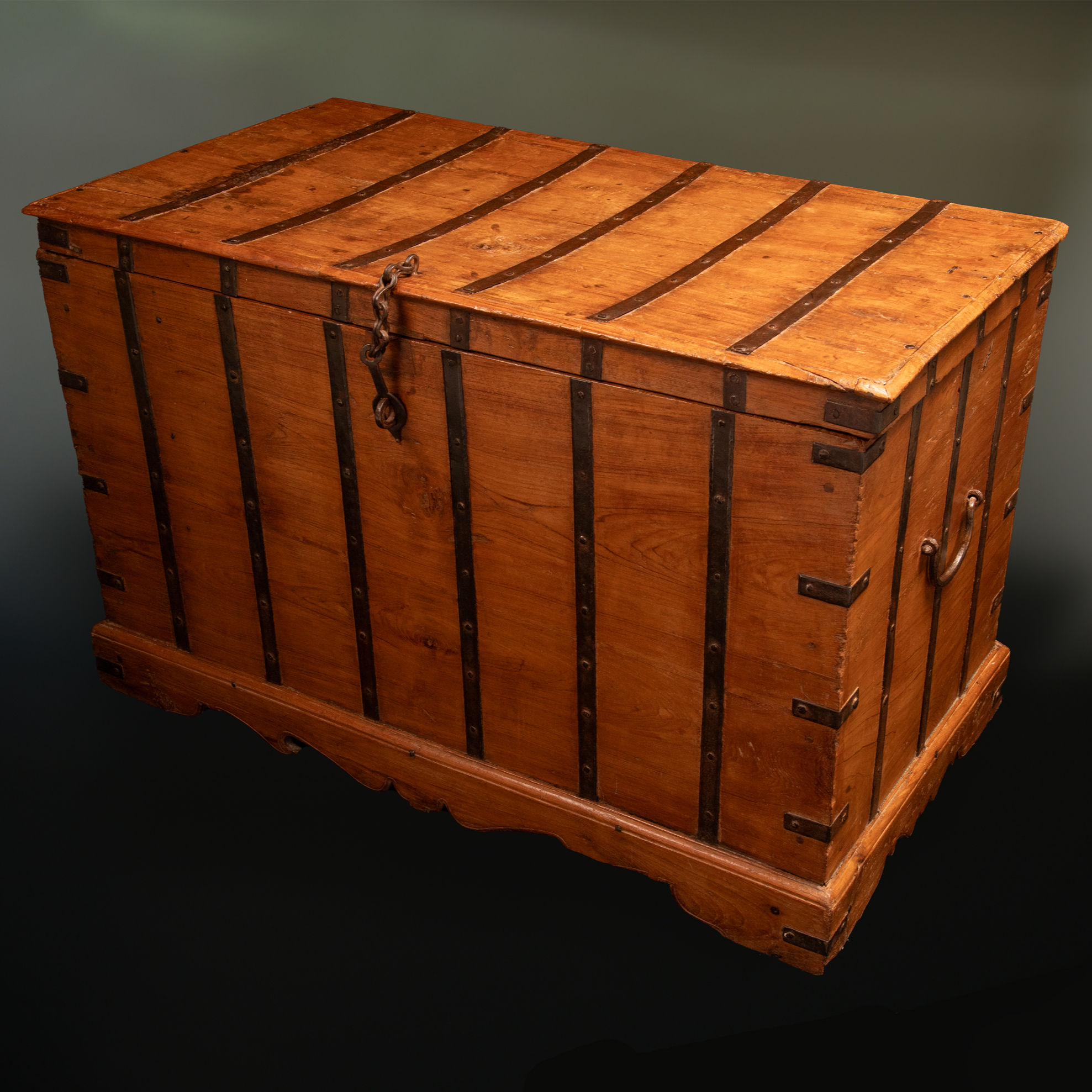 A Good Sized Antique Oak Silver/Campaign Chest