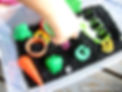 This garden sensory bin is a GREAT way to celebrate spring. And it’s so easy to make! What an awesome sensory activity for hand-on play!